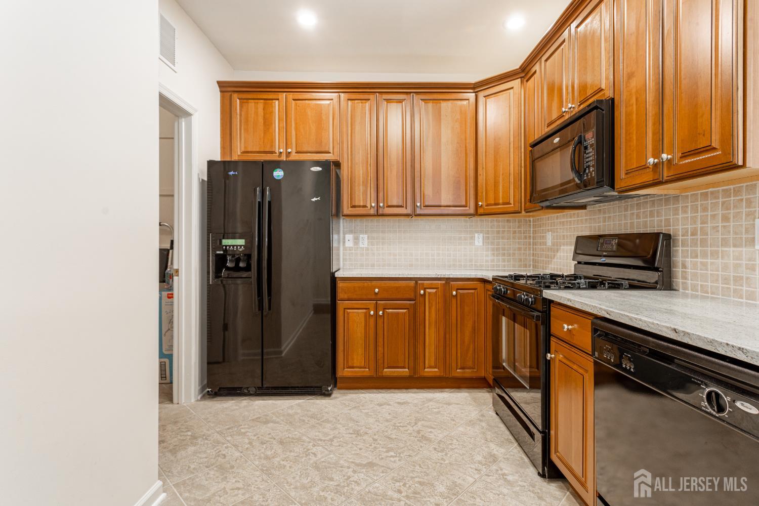 40 Azalea Drive #3517, Old Bridge, New Jersey image 12