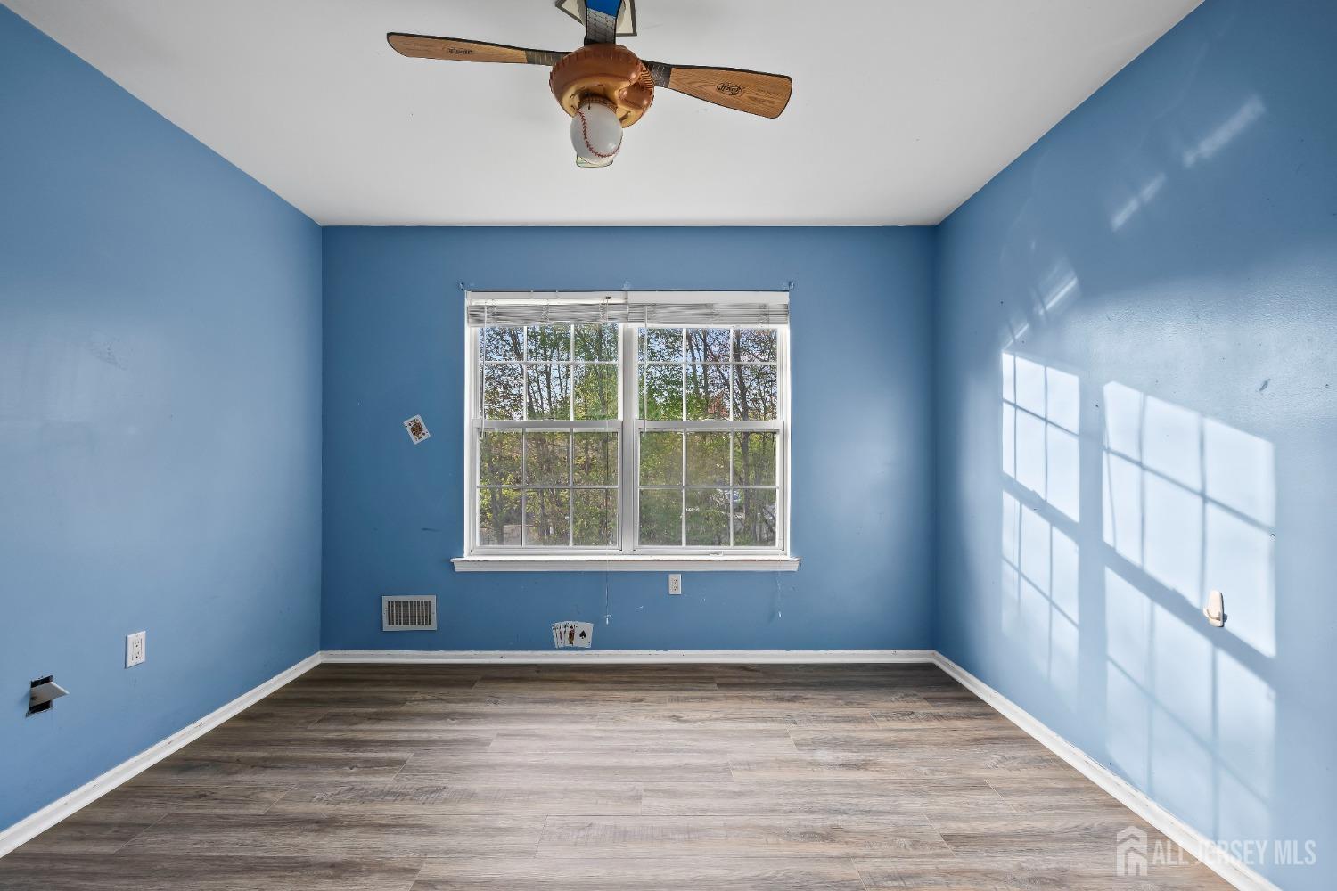 26 Jaime Court, Old Bridge, New Jersey image 13
