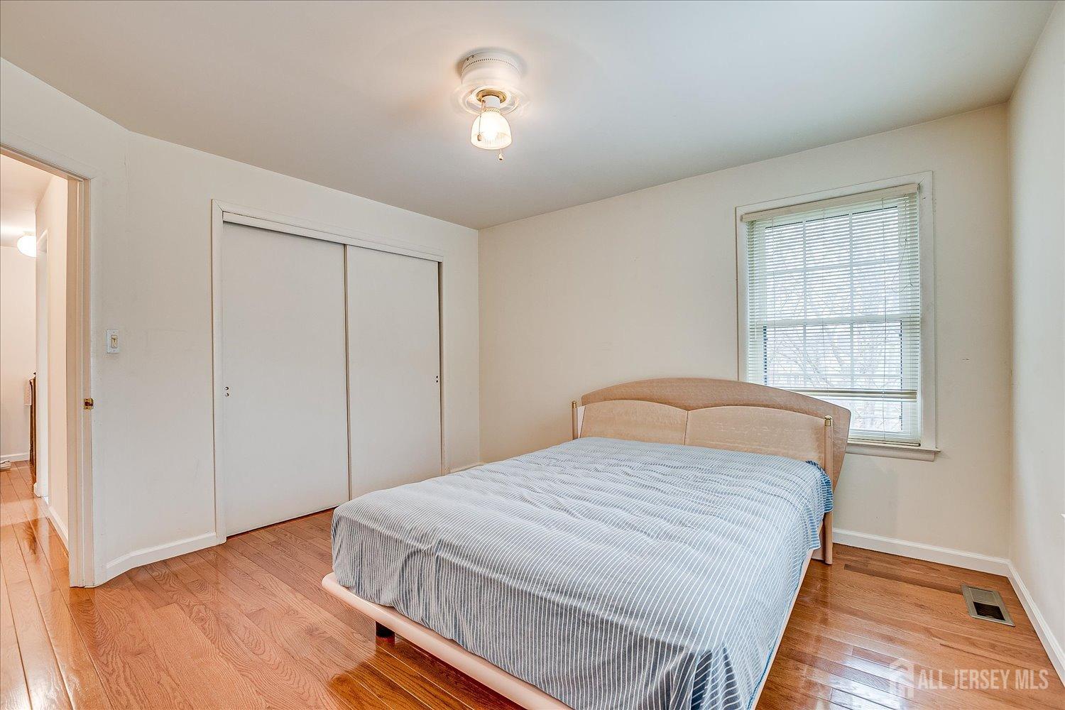 4807 Stonehedge Road, Edison, New Jersey image 30