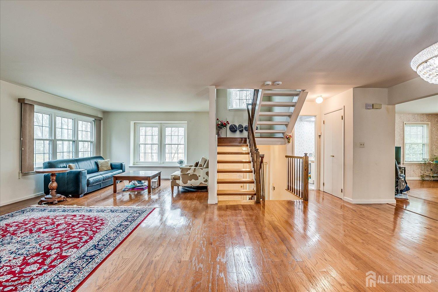 4807 Stonehedge Road, Edison, New Jersey image 8