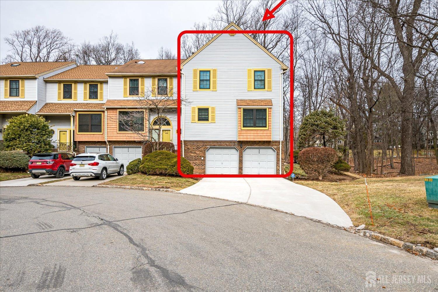 4807 Stonehedge Road, Edison, New Jersey image 2