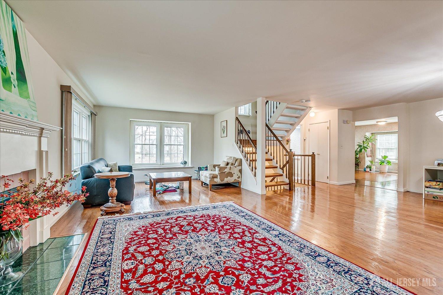 4807 Stonehedge Road, Edison, New Jersey image 10