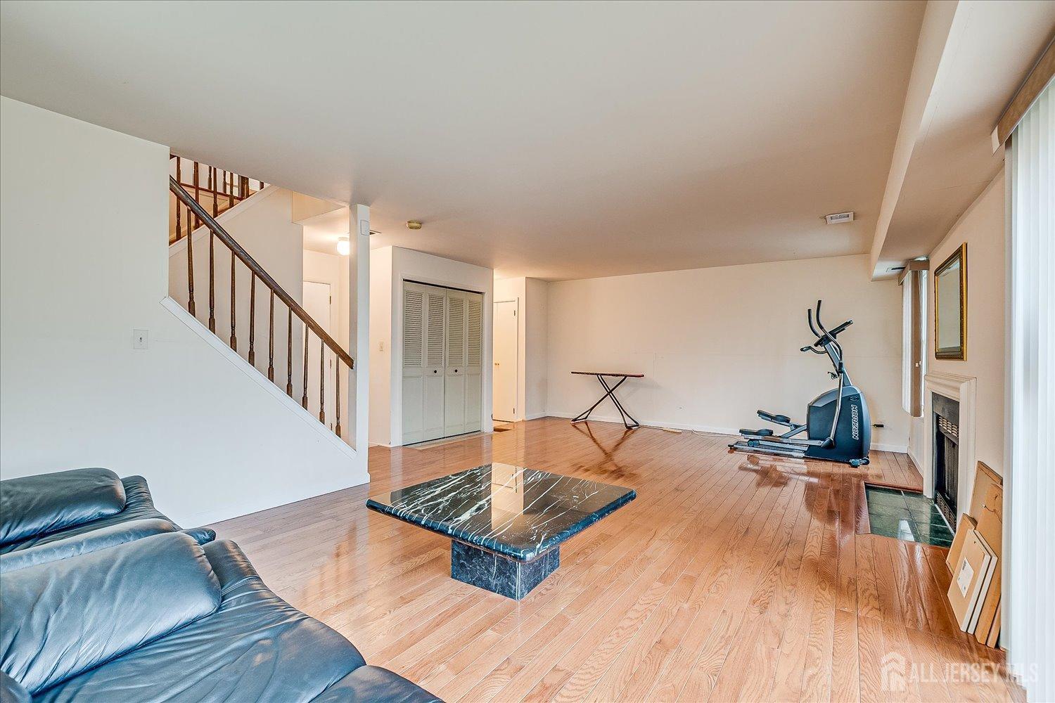 4807 Stonehedge Road, Edison, New Jersey image 36