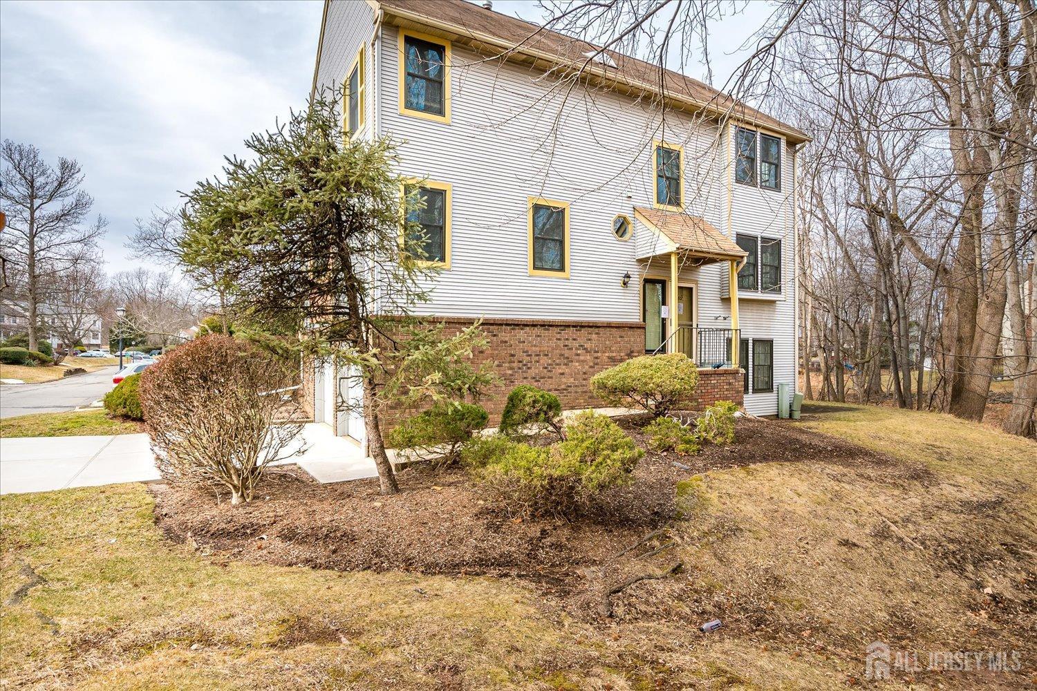 4807 Stonehedge Road, Edison, New Jersey image 6
