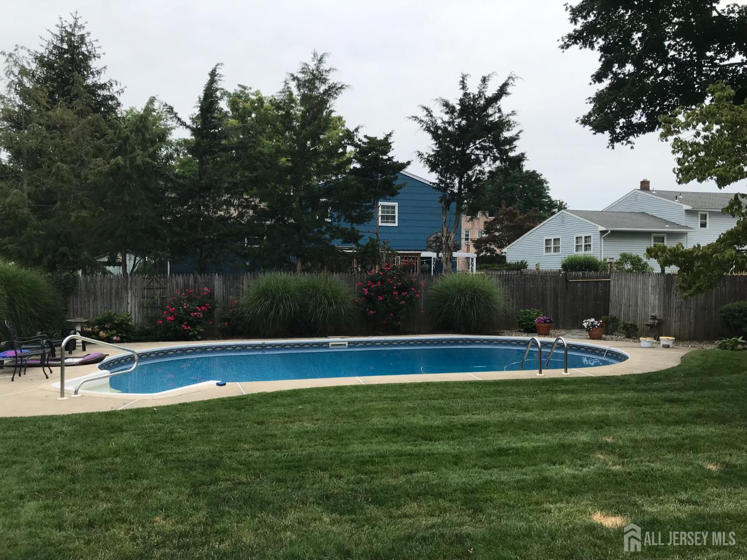 318 Ambrose Avenue, Middlesex, New Jersey image 35