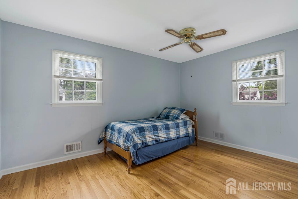 318 Ambrose Avenue, Middlesex, New Jersey image 31