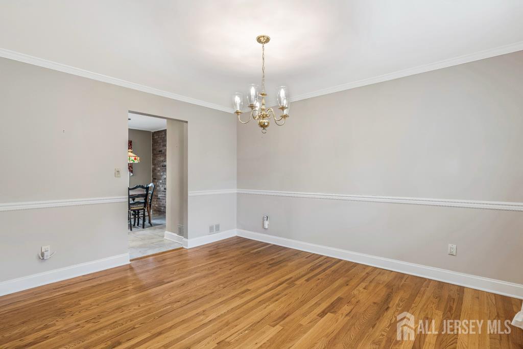 318 Ambrose Avenue, Middlesex, New Jersey image 10
