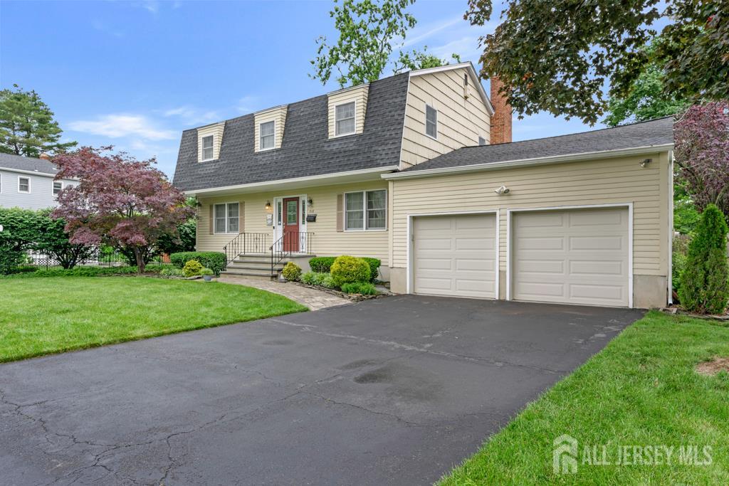 318 Ambrose Avenue, Middlesex, New Jersey image 1