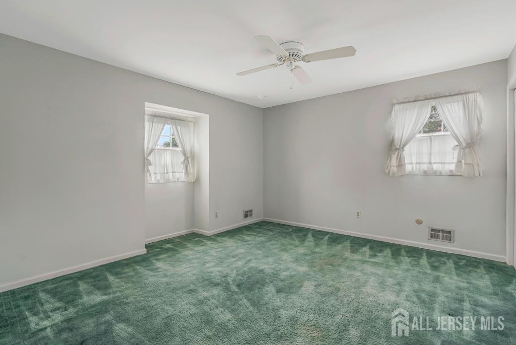 318 Ambrose Avenue, Middlesex, New Jersey image 30