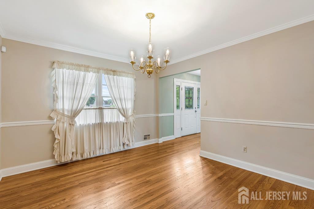318 Ambrose Avenue, Middlesex, New Jersey image 11