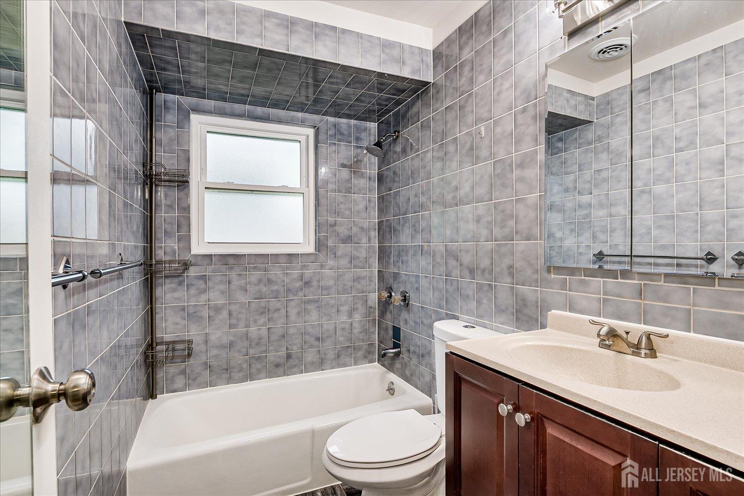47 Judson Street #12B, Edison, New Jersey image 19