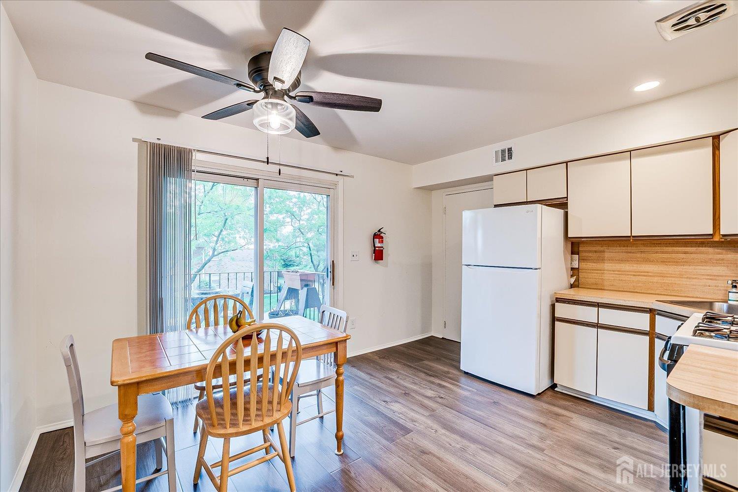 47 Judson Street #12B, Edison, New Jersey image 11