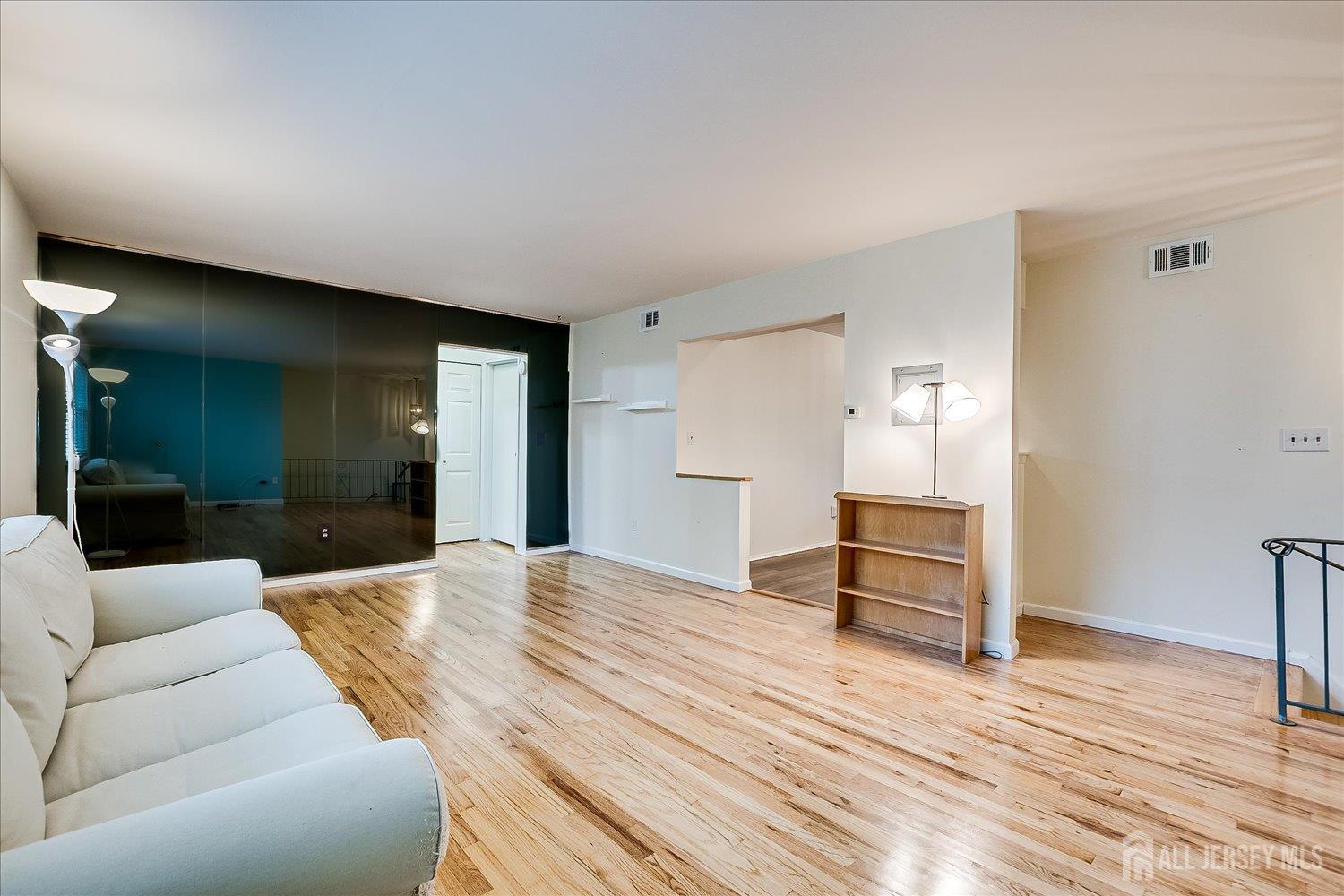 47 Judson Street #12B, Edison, New Jersey image 6