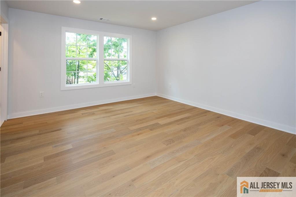 38 Hillcrest Avenue, Edison, New Jersey image 34