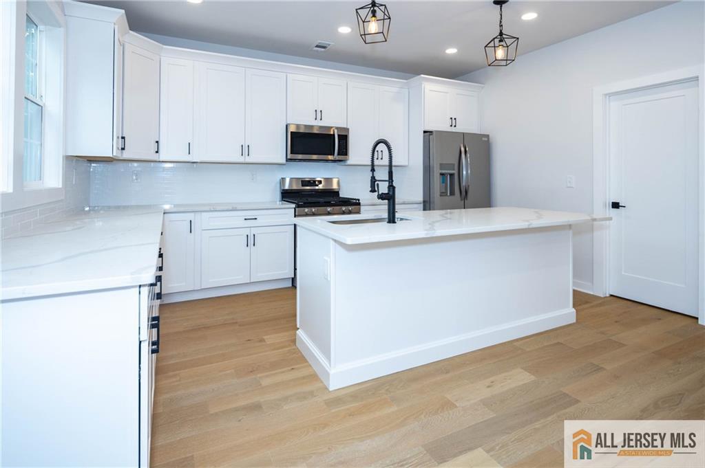 38 Hillcrest Avenue, Edison, New Jersey image 12