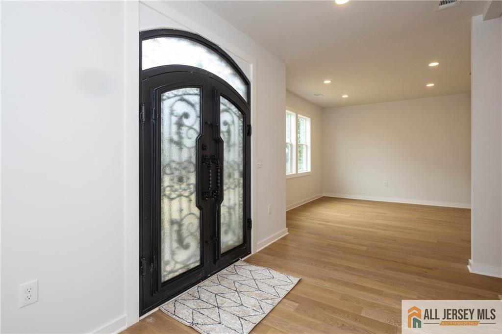 38 Hillcrest Avenue, Edison, New Jersey image 8