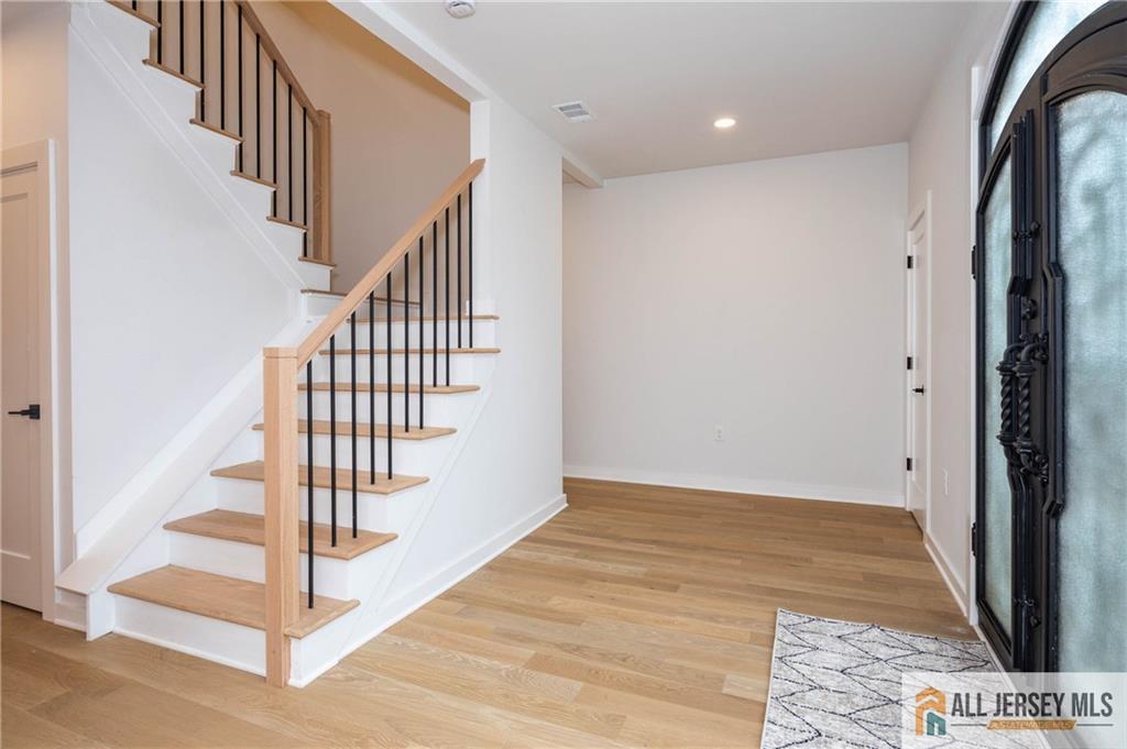 38 Hillcrest Avenue, Edison, New Jersey image 9