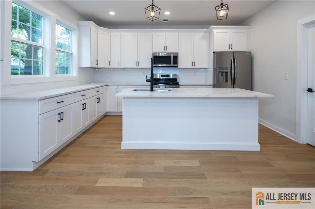 38 Hillcrest Avenue, Edison, New Jersey image 13