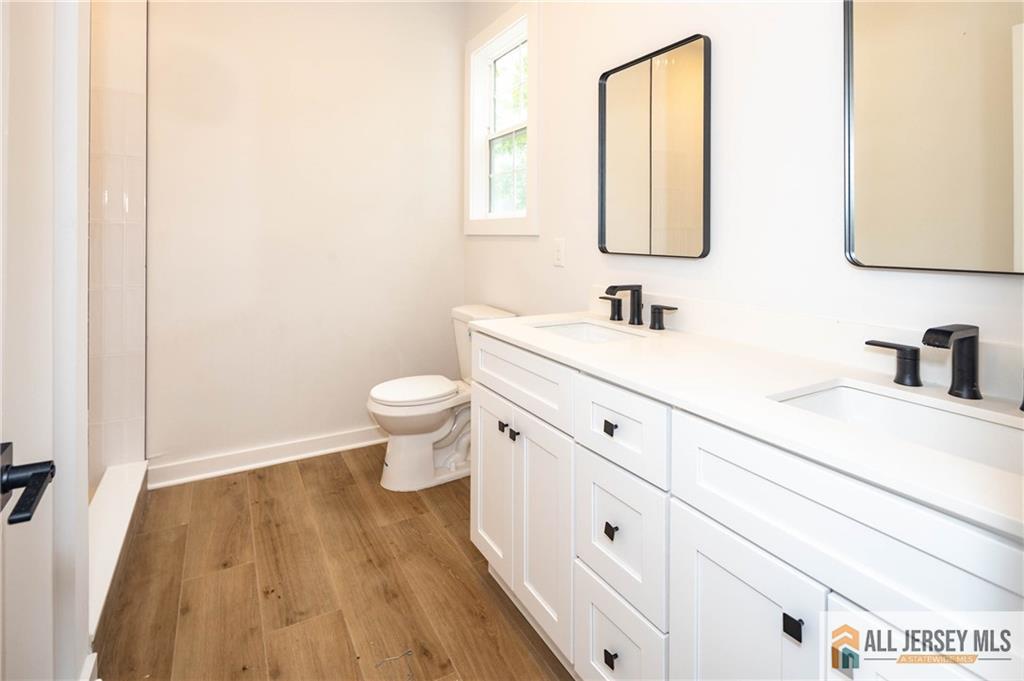 38 Hillcrest Avenue, Edison, New Jersey image 24