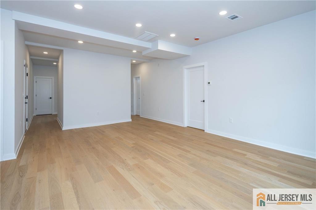 38 Hillcrest Avenue, Edison, New Jersey image 19