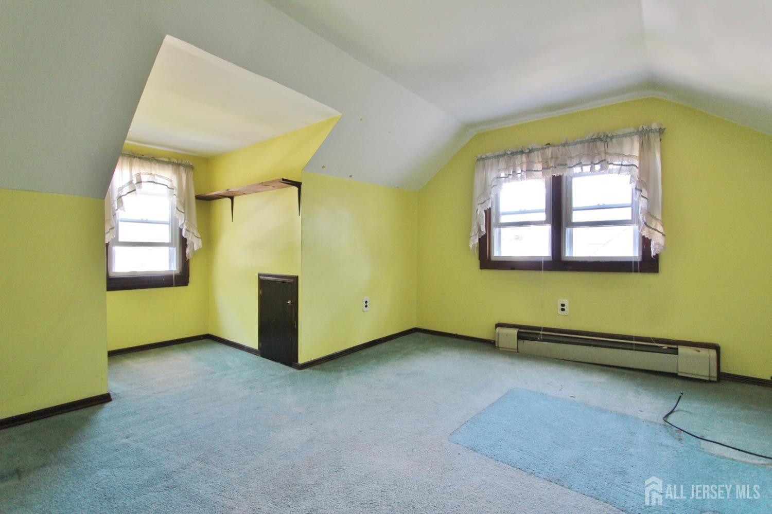 Rahway, New Jersey 07065, United States, 3 Bedrooms Bedrooms, ,1 BathroomBathrooms,Residential,Active,165504