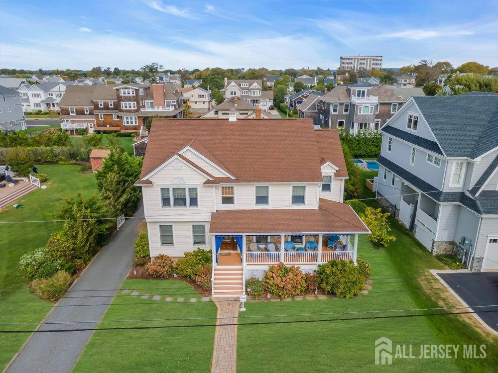 Monmouth Beach, New Jersey 07750, United States, 5 Bedrooms Bedrooms, ,4 BathroomsBathrooms,Residential,Active,123422