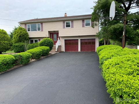 Homes For Rent - 116 Lafayette Place<br/> South Plainfield, NJ 07080