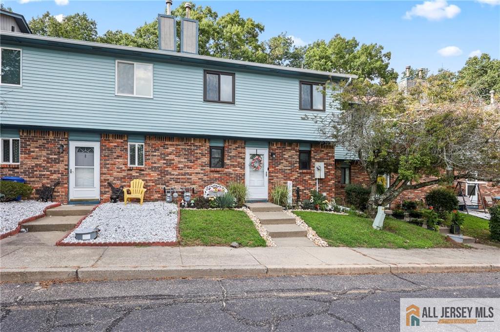 3 Eagle Court