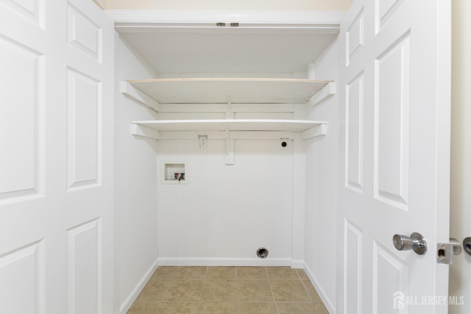 832 Ellis Parkway, Piscataway, New Jersey image 11
