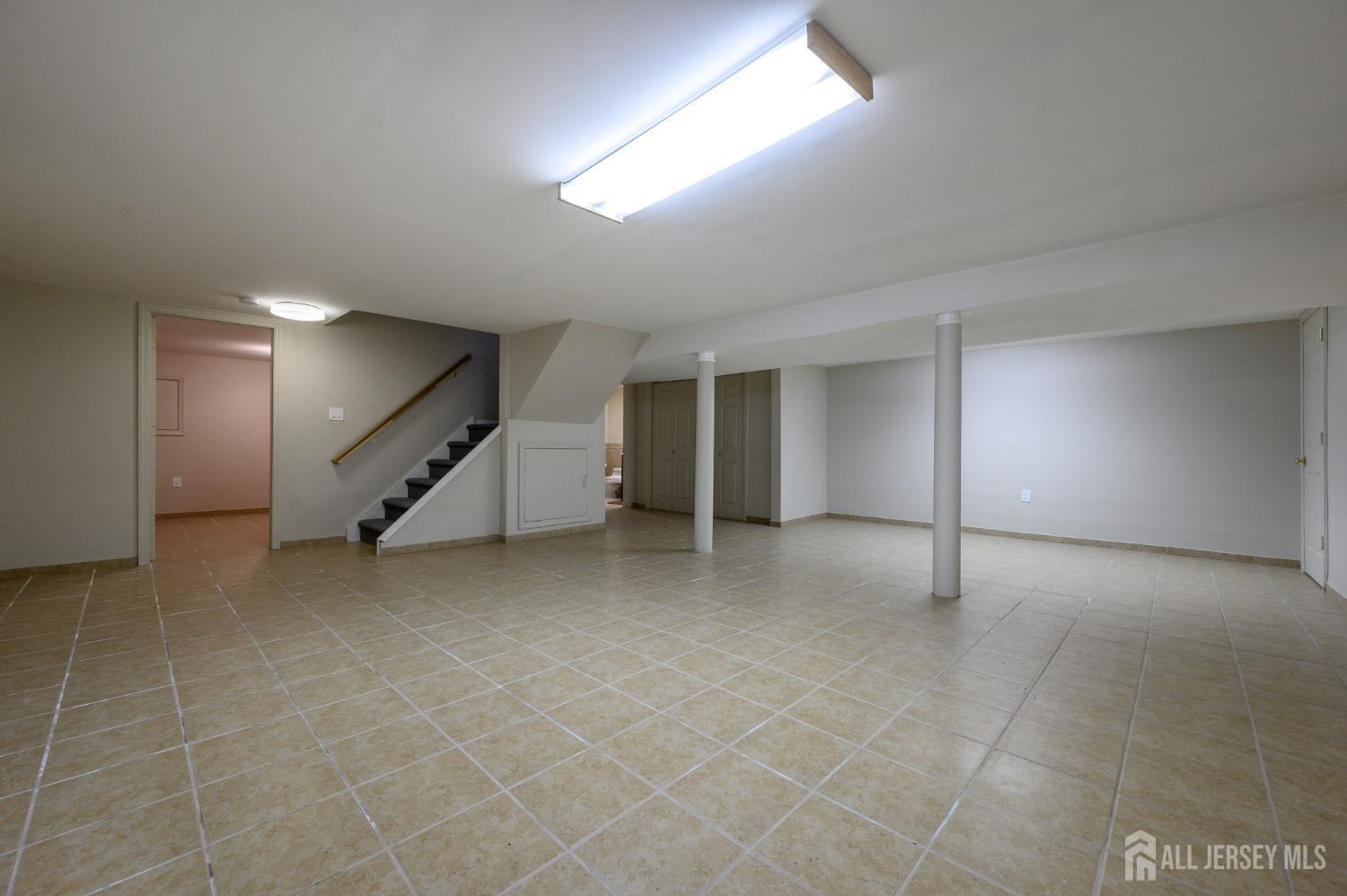 751 S Middlesex Avenue, Colonia, New Jersey image 40