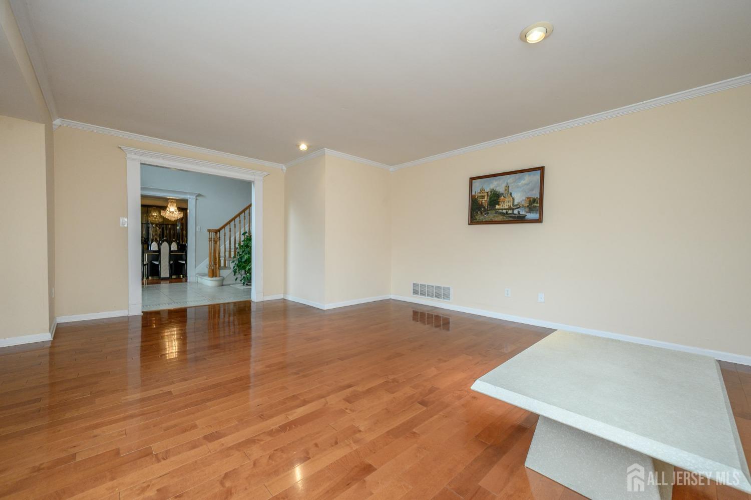 751 S Middlesex Avenue, Colonia, New Jersey image 6