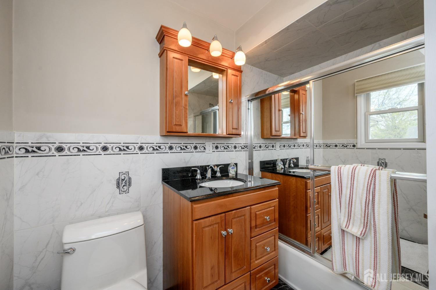 751 S Middlesex Avenue, Colonia, New Jersey image 29