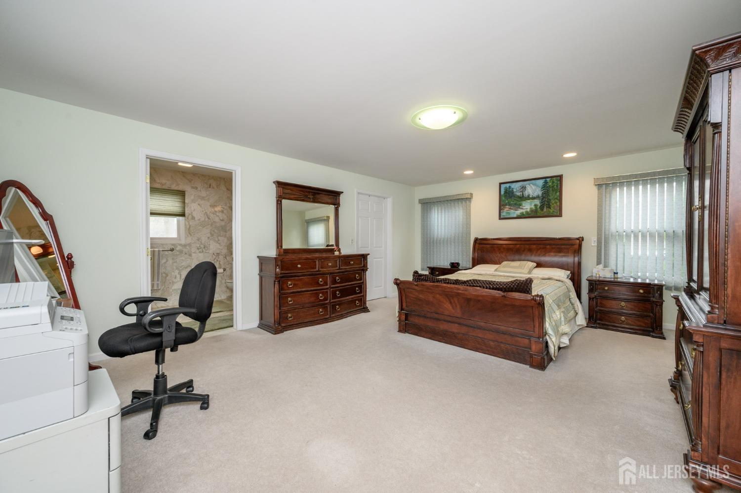 751 S Middlesex Avenue, Colonia, New Jersey image 19
