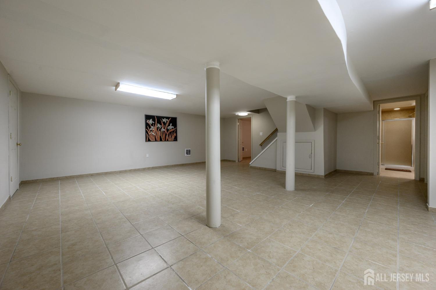 751 S Middlesex Avenue, Colonia, New Jersey image 39