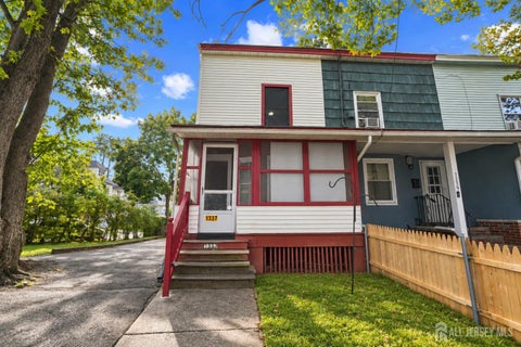 Homes For Sale - 1337 S 2nd Street<br/> Plainfield, NJ 07063