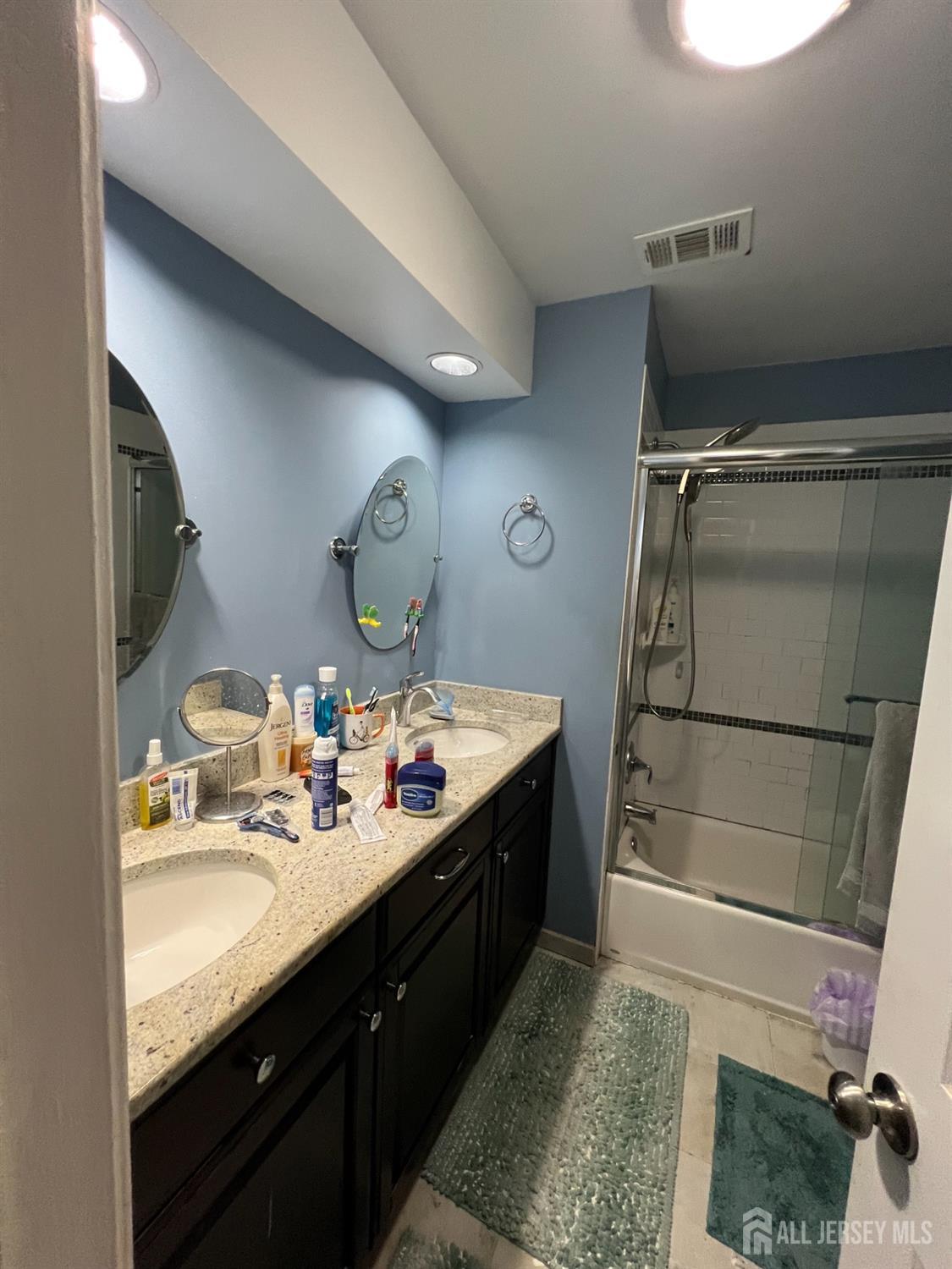 354 Burdock Court, Readington, New Jersey image 18