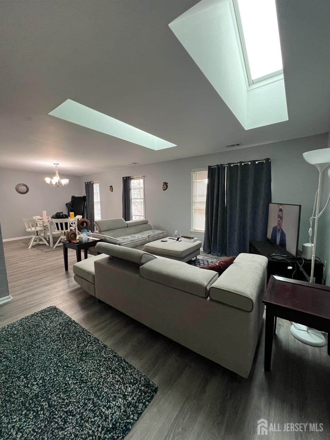 354 Burdock Court, Readington, New Jersey image 3