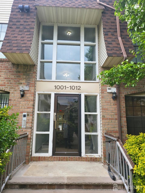 Condo For Sale - 1002 Hidden Village Drive<br/> Perth Amboy, NJ 08861