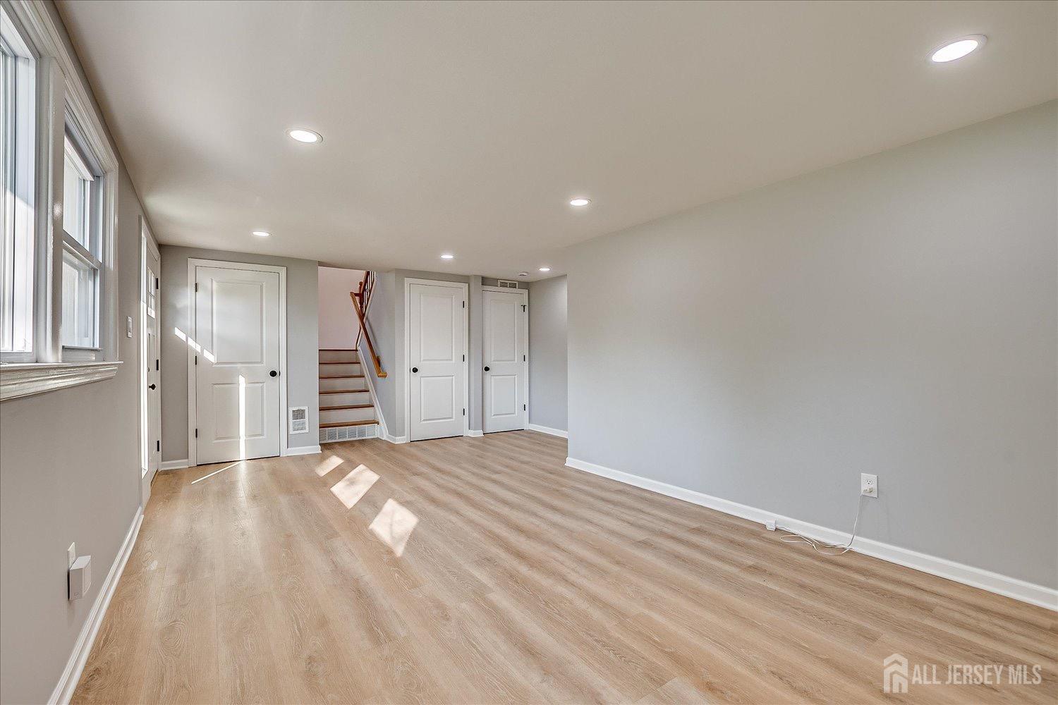 425 Ellis Parkway, Piscataway, New Jersey image 8