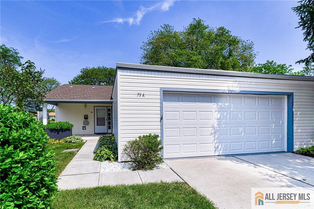 73 Chatham Drive #73A, Monroe Township, New Jersey image 4