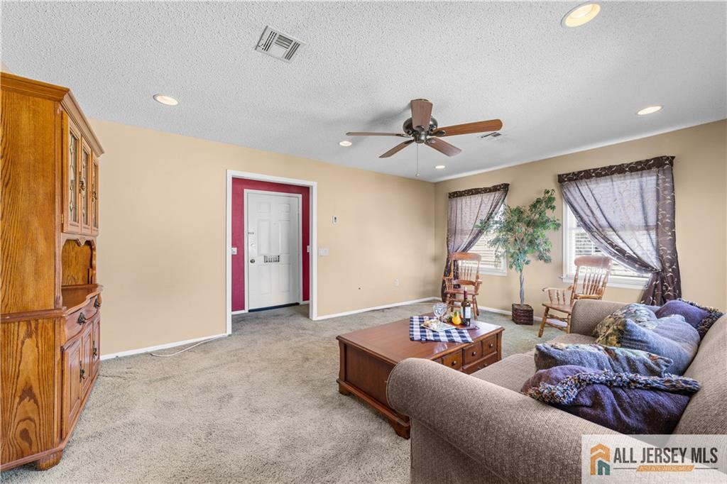 532 Old Nassau Road #532N, Monroe Township, New Jersey image 7