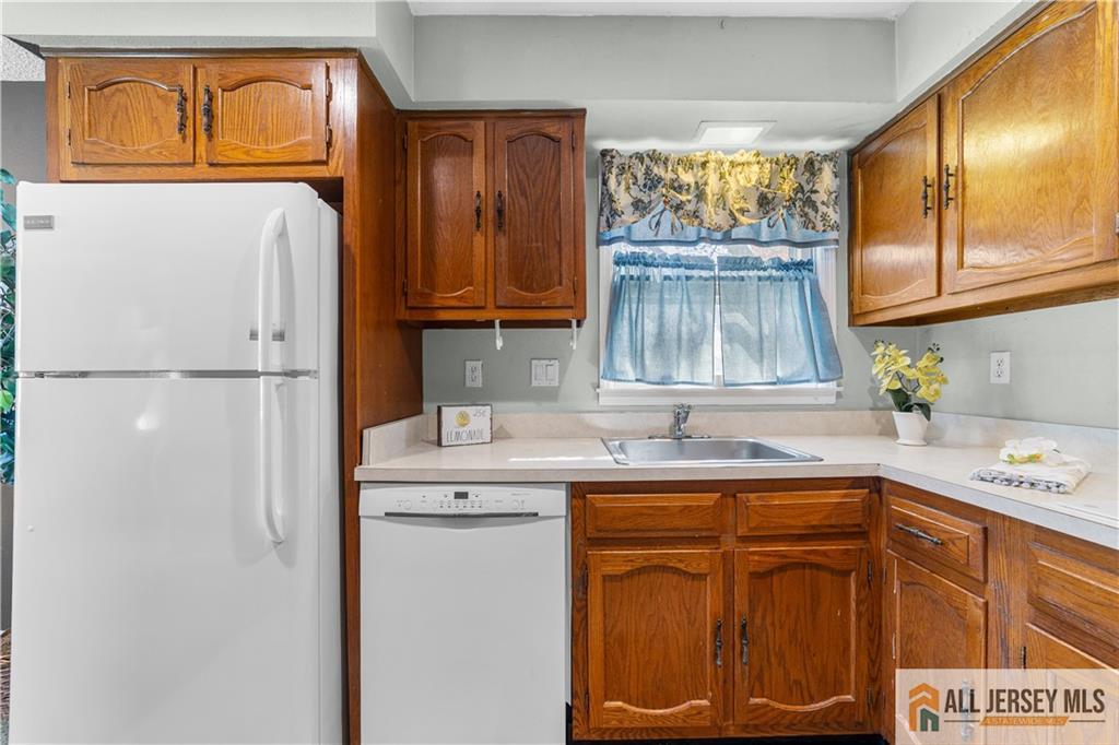 532 Old Nassau Road #532N, Monroe Township, New Jersey image 13
