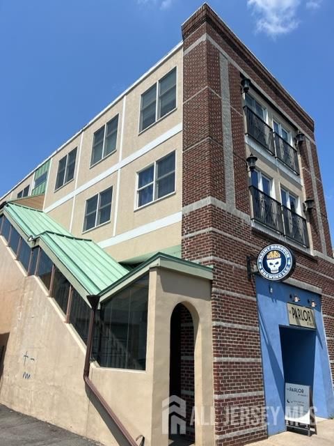 Apartment For Rent - 15 Station Place #A<br/> Metuchen, NJ 08840
