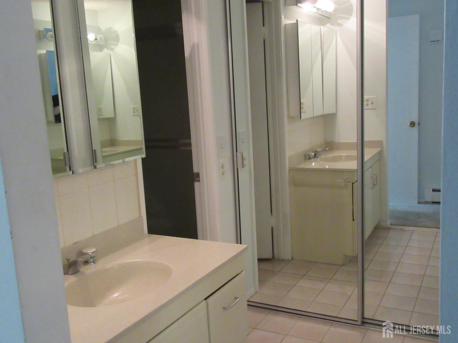 139 Cistus Plaza #A, Monroe Township, New Jersey image 16