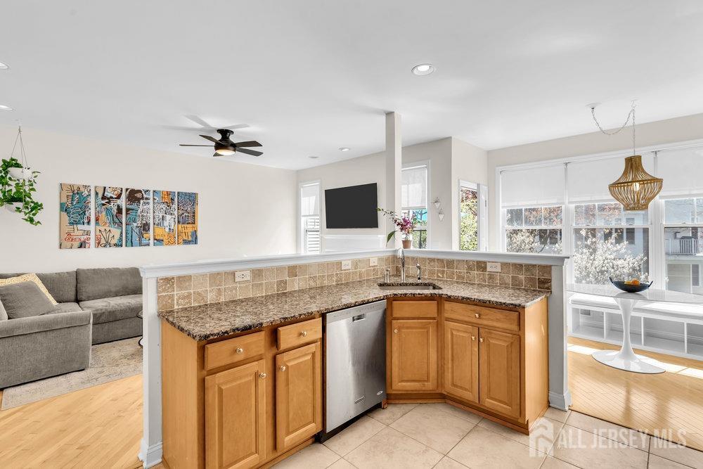 7 S. Shore Drive, South Amboy, New Jersey image 8