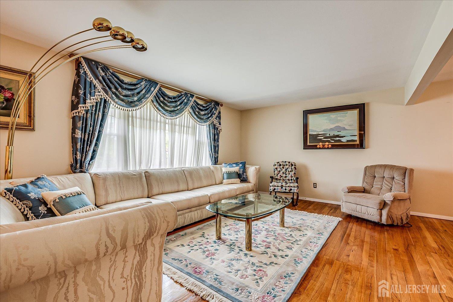 807 New Dover Road, Edison, New Jersey image 9