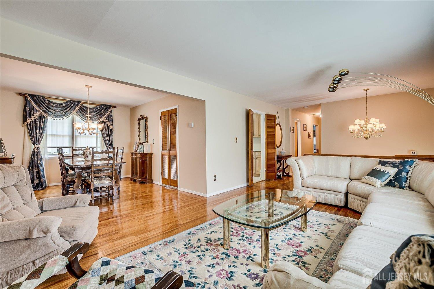 807 New Dover Road, Edison, New Jersey image 11
