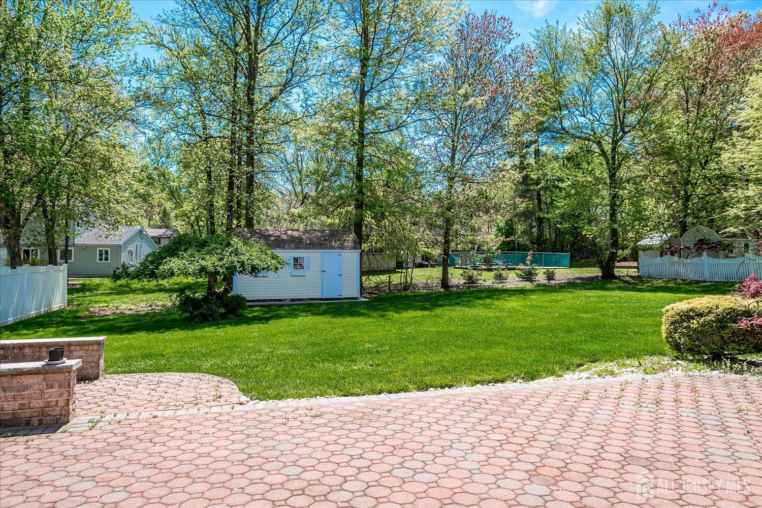 807 New Dover Road, Edison, New Jersey image 37