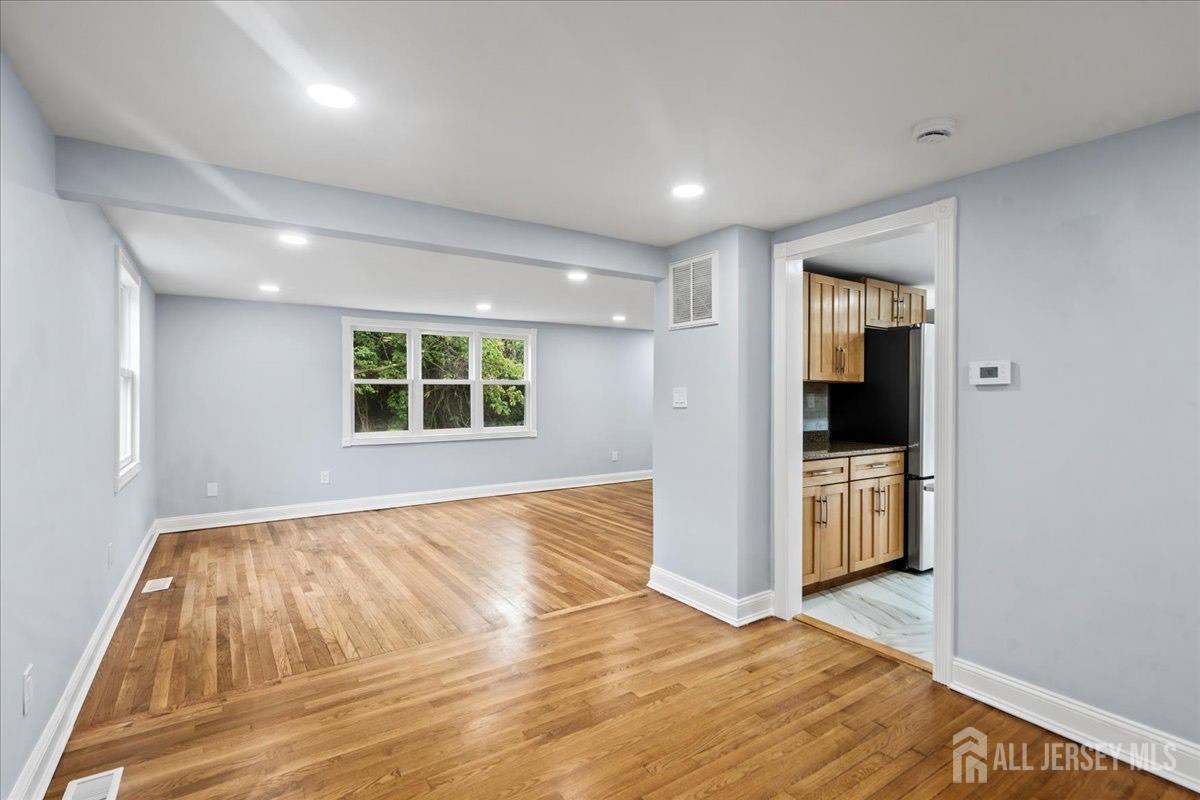 320 Texas Road, Old Bridge, New Jersey image 4