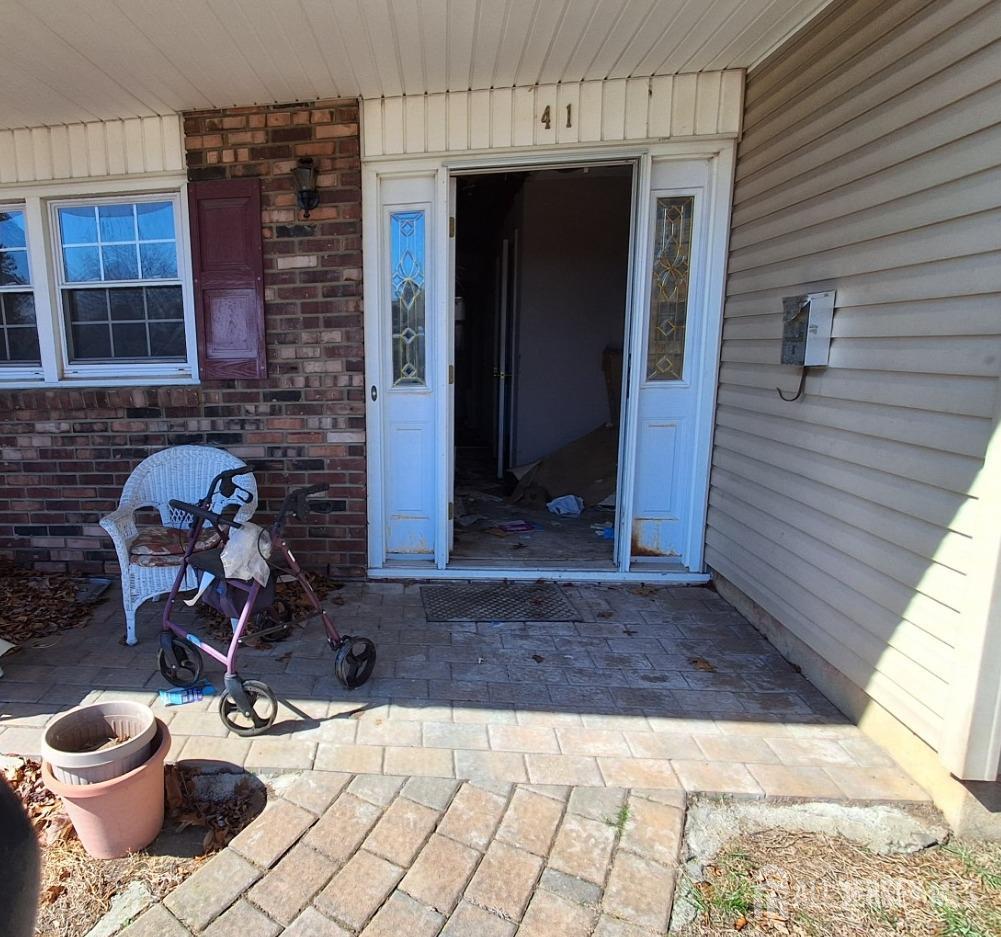 41 Oakwood Drive, Sayreville, New Jersey image 6
